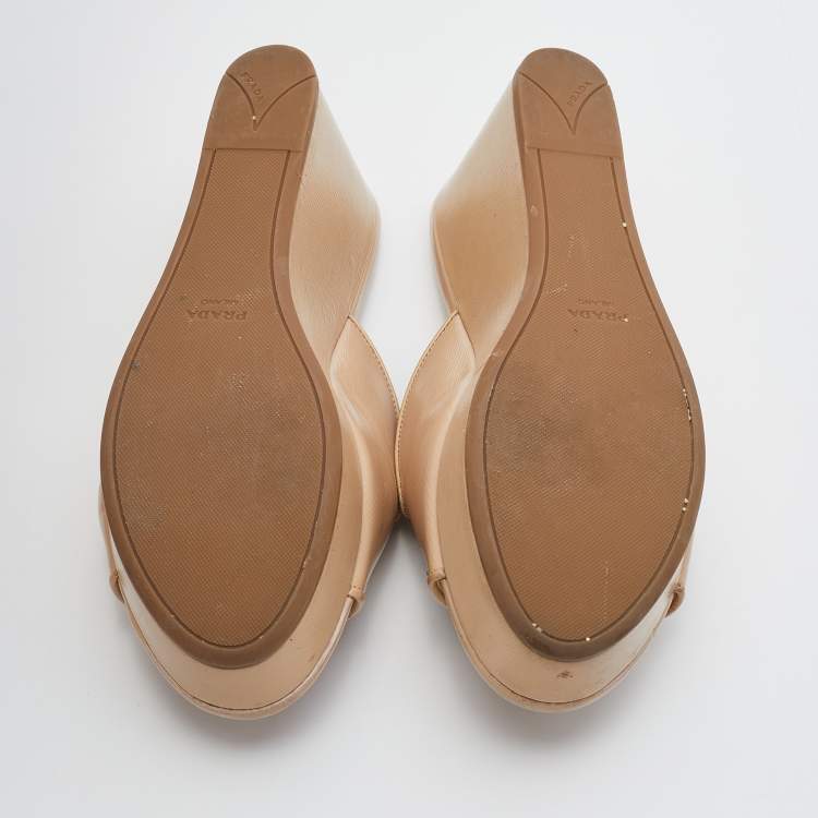 Pre Owned Prada Beige Saffiano Patent Leather Crystal Embellished Platform Wedge Sandals Size 39