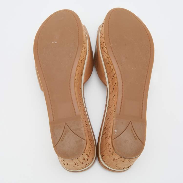 Pre Owned Prada Beige Leather Cork Platform Wedge Slide Sandals Size 40.5