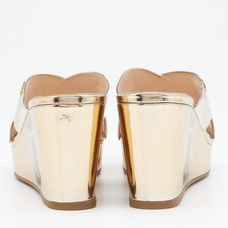 Pre Owned Prada Gold Patent Leather Criss Cross Wedge Platform Slide Sandals Size 38