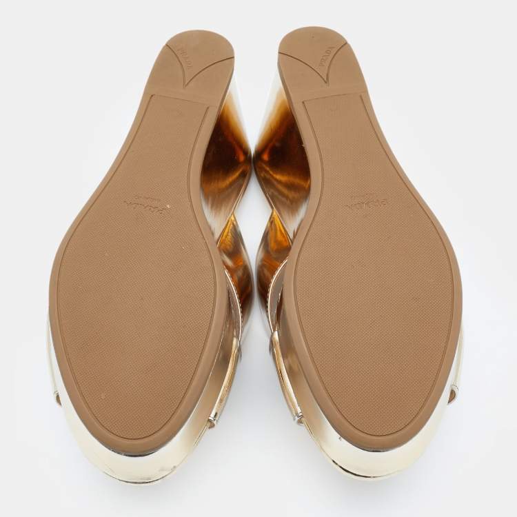 Pre Owned Prada Gold Patent Leather Criss Cross Wedge Platform Slide Sandals Size 38