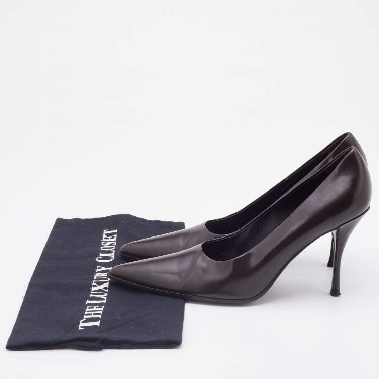 مملوكة مسبقًا Prada Dark Brown Leather Pointed Toe Pumps Size 37