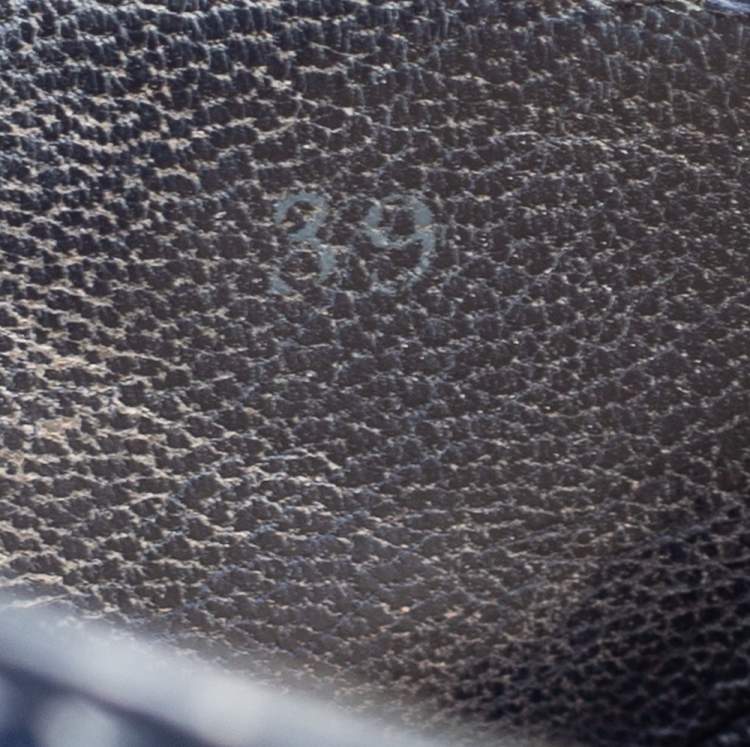 Pre Owned Prada Blue Patent Leather Wedge Sandals Size 39