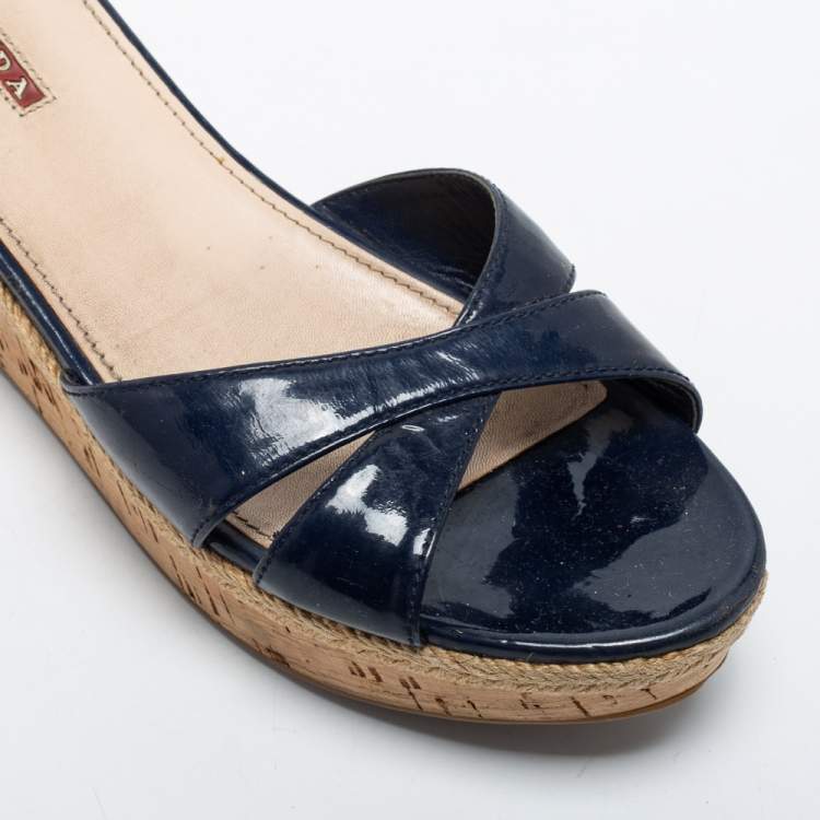 Pre Owned Prada Blue Patent Leather Wedge Sandals Size 39