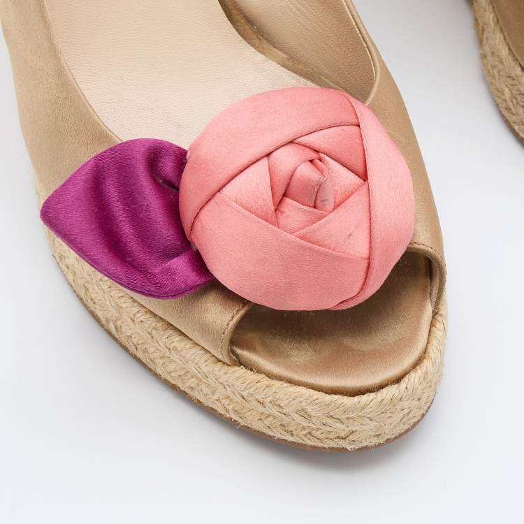 Pre Owned Prada Light Brown Satin Rose Espadrille Platform Wedge Pumps Size 38