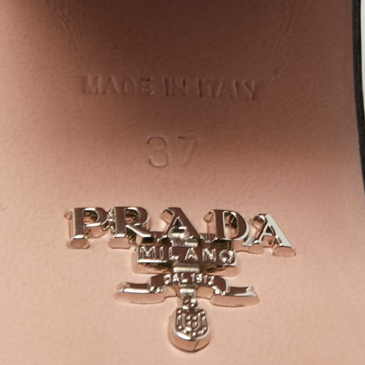 Pre Owned Prada Black Patent Leather Block Heel Platform Ankle Strap Sandals Size 37