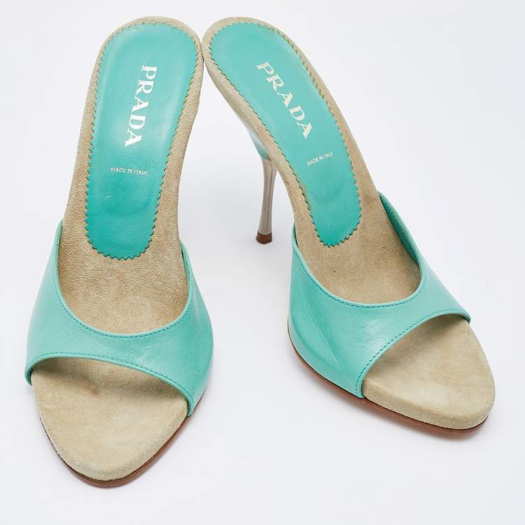 Pre Owned Prada Light Green Leather Slide Sandals Size 37