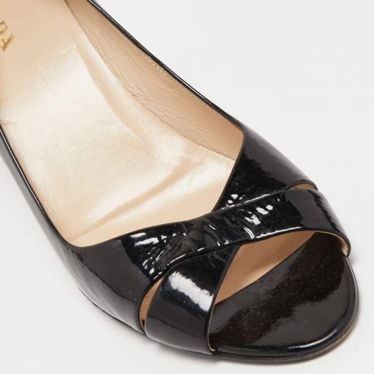 Pre Owned Prada Black Patent Leather Peep Toe Pumps Size 40