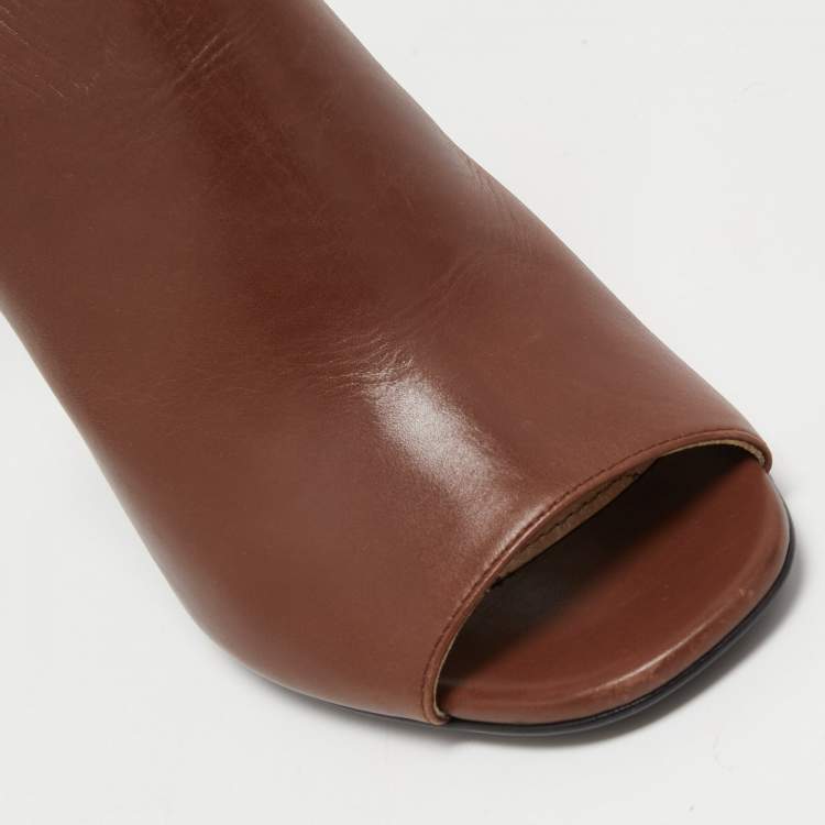 Pre Owned Prada Brown Leather Mirrored Block Heel Sandals Size 35