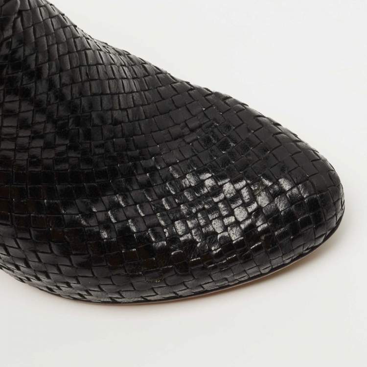 مملوكة مسبقًا Prada Black Woven Leather Ankle Booties Size 36