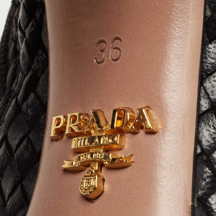 مملوكة مسبقًا Prada Black Woven Leather Ankle Booties Size 36