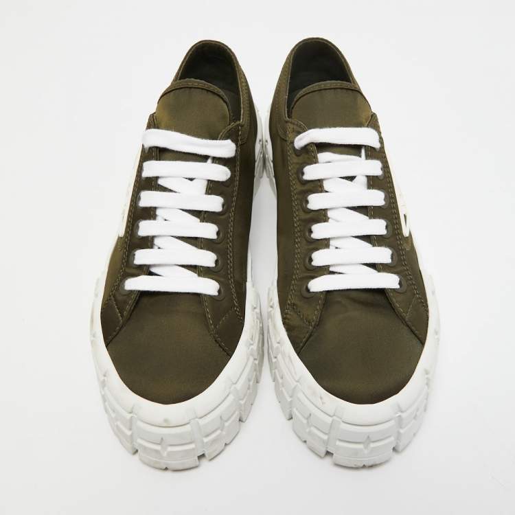 Pre Owned Prada Green Nylon Double Wheel Lace Up Sneakers  Size 39.5