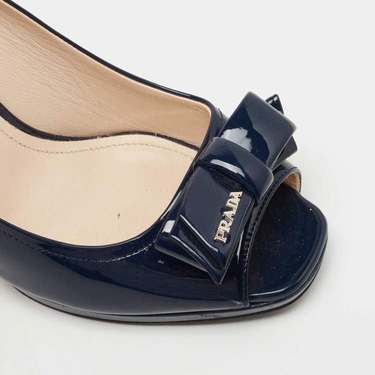Pre Owned Prada Navy Blue Patent Leather Bow Peep Toe Wedge Pumps Size 38.5