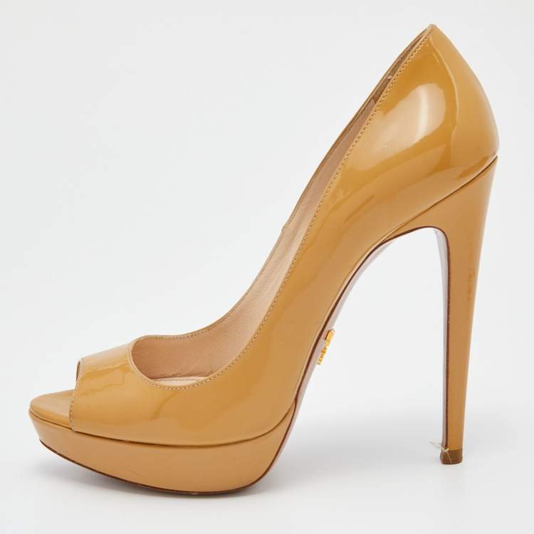 Pre Owned Prada Beige Patent Leather Peep Toe Platform Pumps Size 35.5