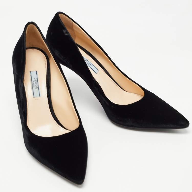 Pre Owned Prada Black Velvet Pointed Toe Pumps Size 38.5