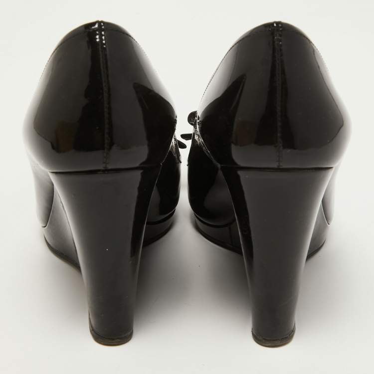 Pre Owned Prada Black Patent Leather Bow Peep Toe Wedge Pumps Size 37.5