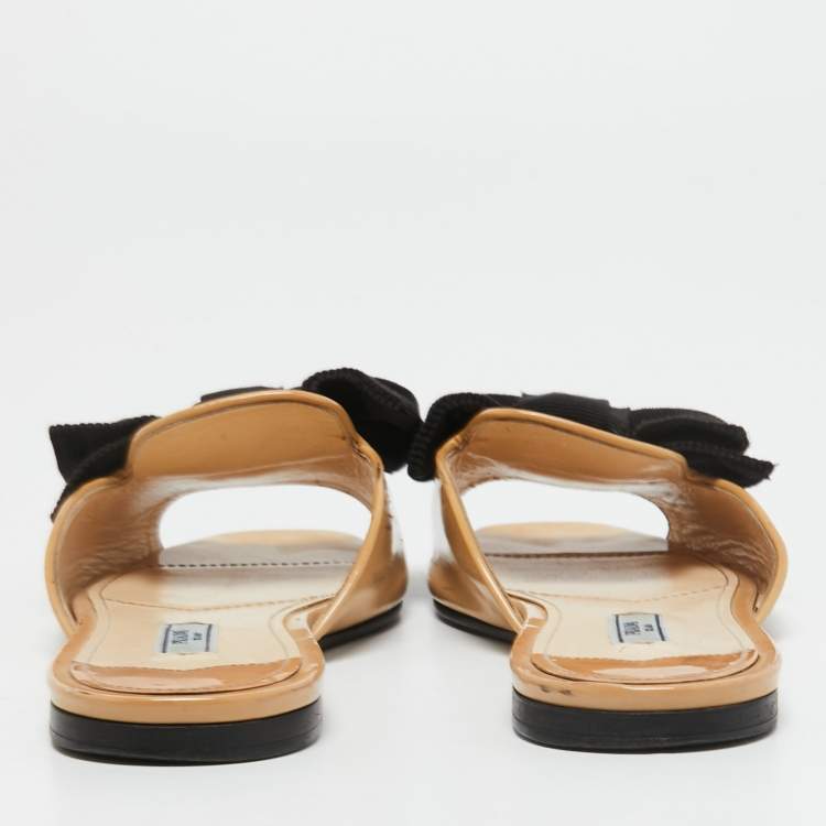 Pre Owned Prada Beige Patent Leather and Fabric Bow Flat Slides Size 37.5