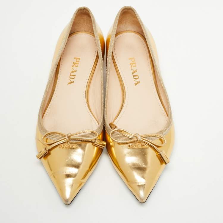 Pre Owned Prada Gold Leather Bow Pointed Toe Ballet Flats Size 36