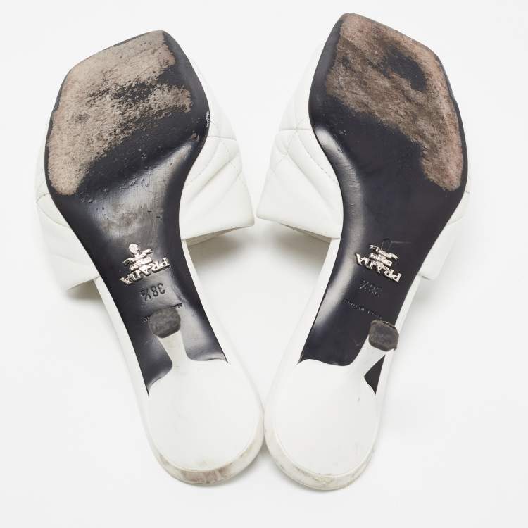 Pre Owned Prada White Quilted Leather Slide Sandals Size 38.5