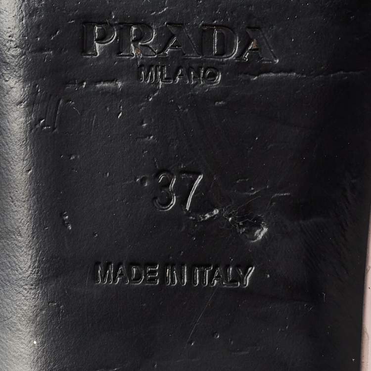 Pre Owned Prada Light Pink Leather Logo Flat Slides Size 37