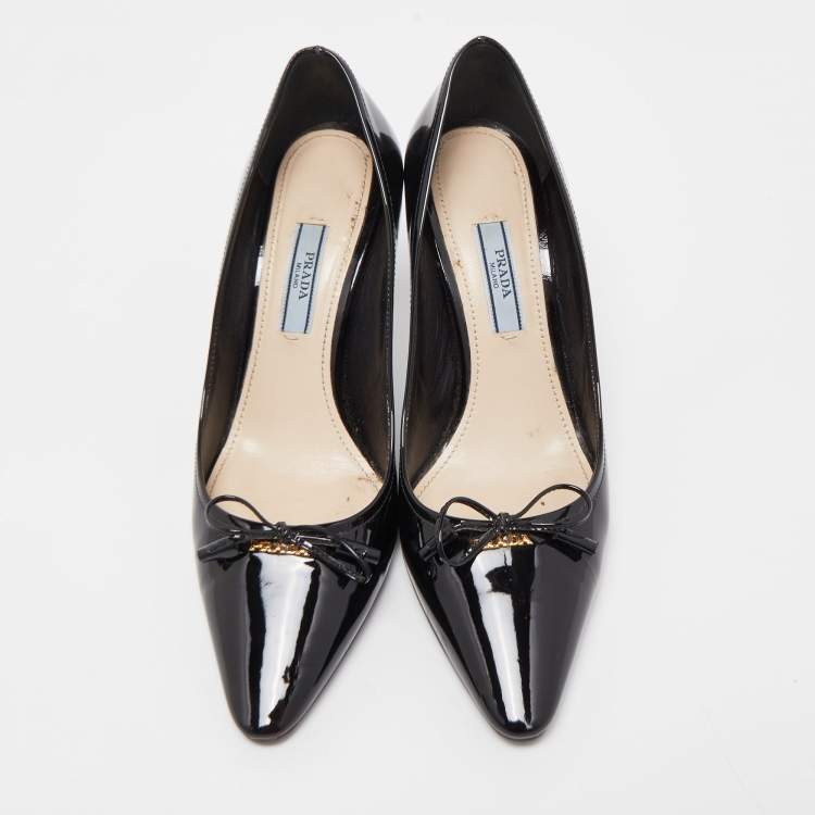Pre Owned Prada Black Patent Leather Bow Pumps Size 36.5