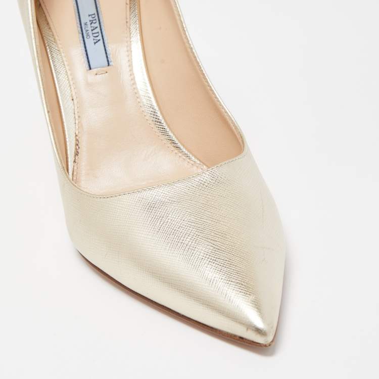 Pre Owned Prada Gold Textured Leather Pointed Toe Pumps Size 40