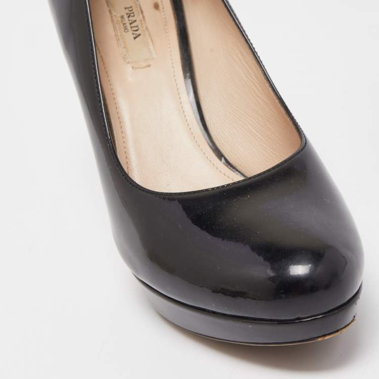 Pre Owned Prada Black Patent Leather Pumps Size 37.5