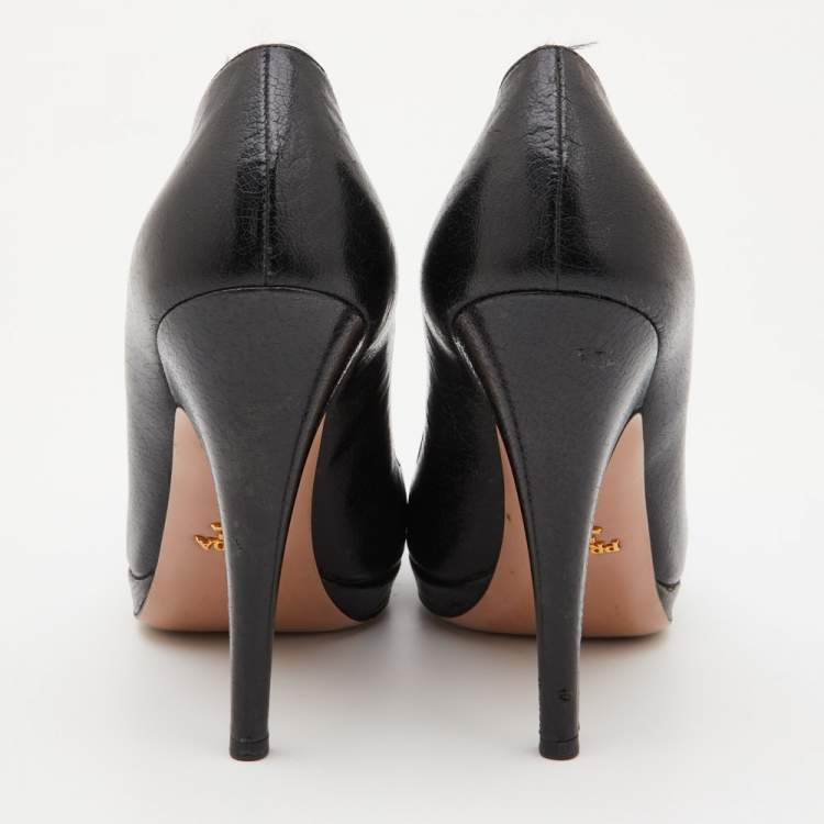 Pre Owned Prada Black Leather Platform Pumps Size 39.5