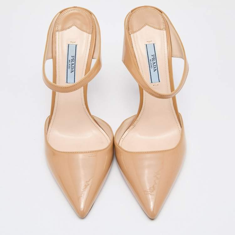 Pre Owned Prada Beige Patent Leather Pointed Toe Mules Size 37.5
