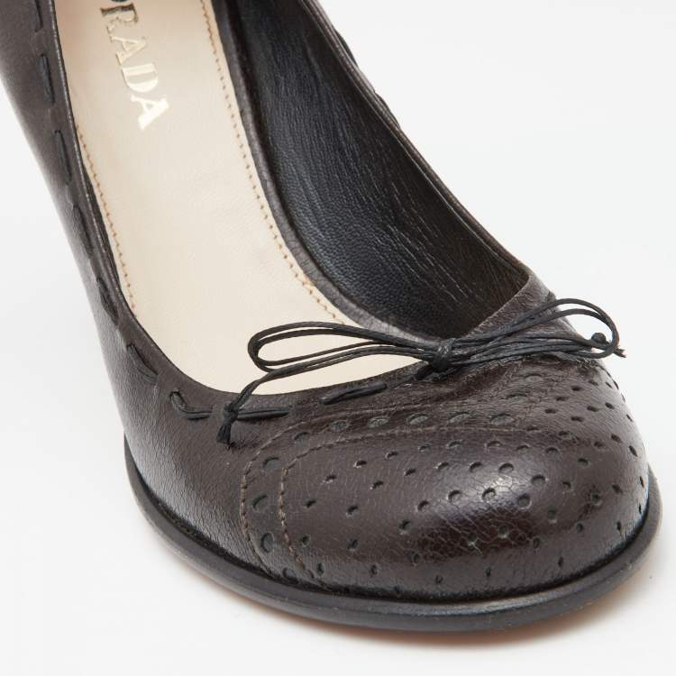 Pre Owned Prada Brown Leather Bow Pumps Size 37