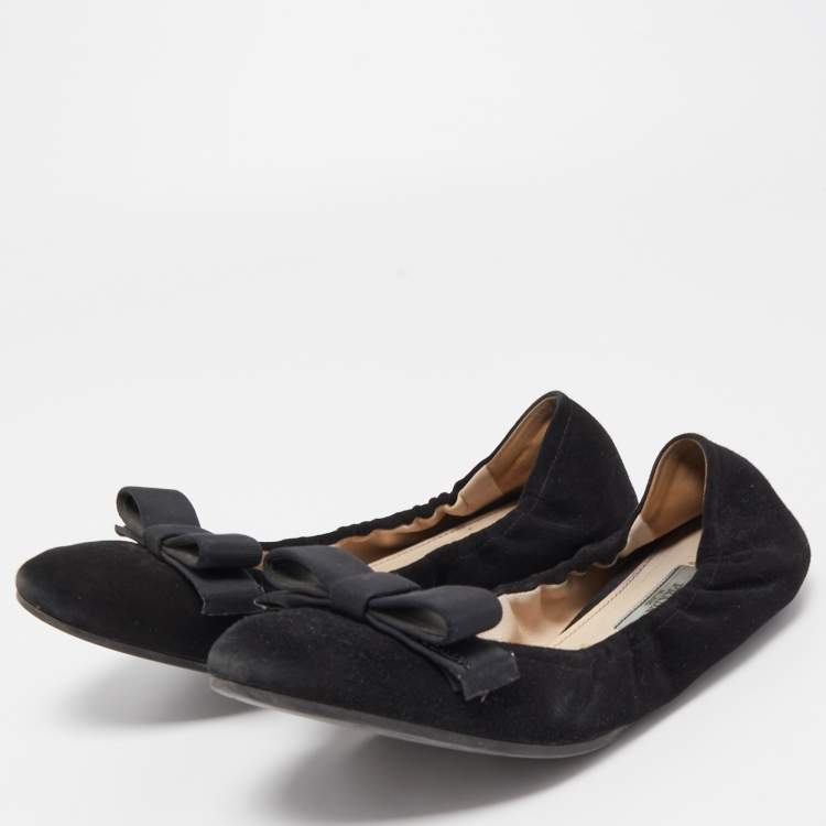 Pre Owned Prada Black Suede Scrunch Ballet Flats Size 39.5