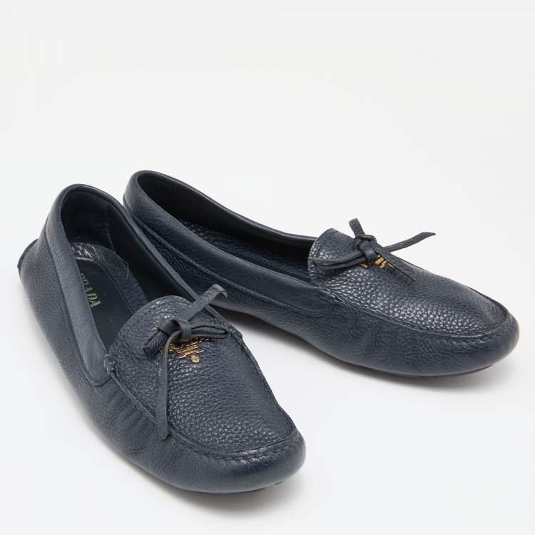 Pre Owned Prada Navy Blue Leather Bow Loafers Size 41