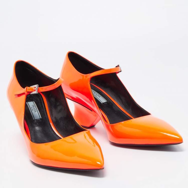 Pre Owned Prada Orange Patent Leather Mary Jane Block Heel Pumps Size 40
