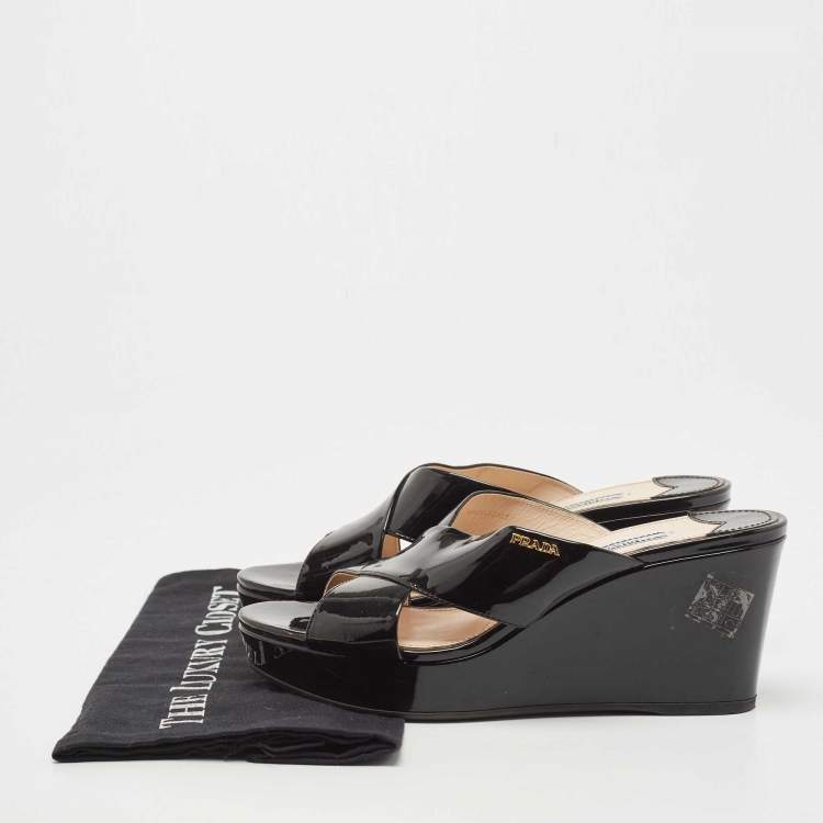 Pre Owned Prada Black Patent Leather Platform Wedge Slide Sandals Size 38