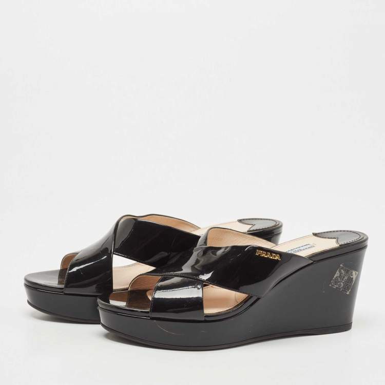 Pre Owned Prada Black Patent Leather Platform Wedge Slide Sandals Size 38
