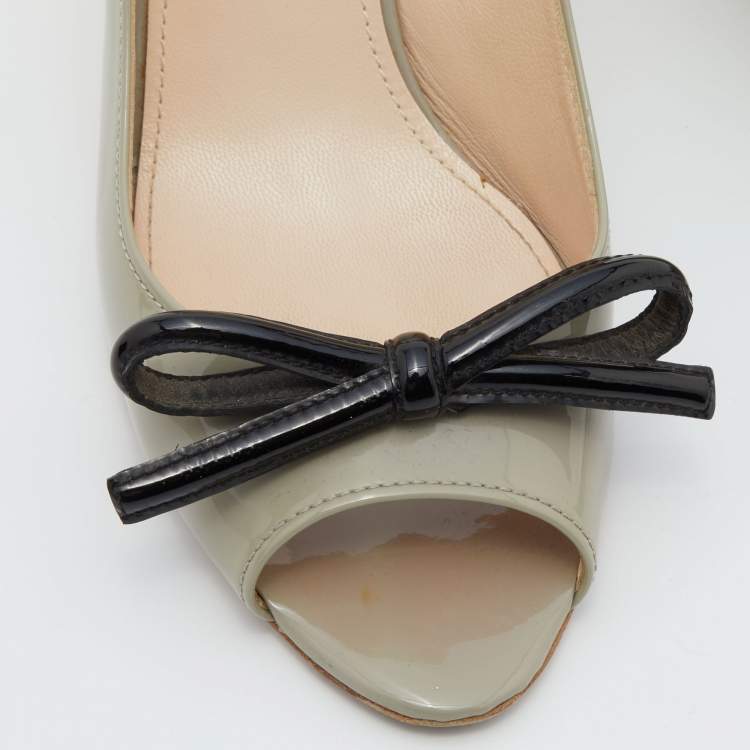 Pre Owned Prada Light Green Patent Leather Bow Slingback Sandals Size 39