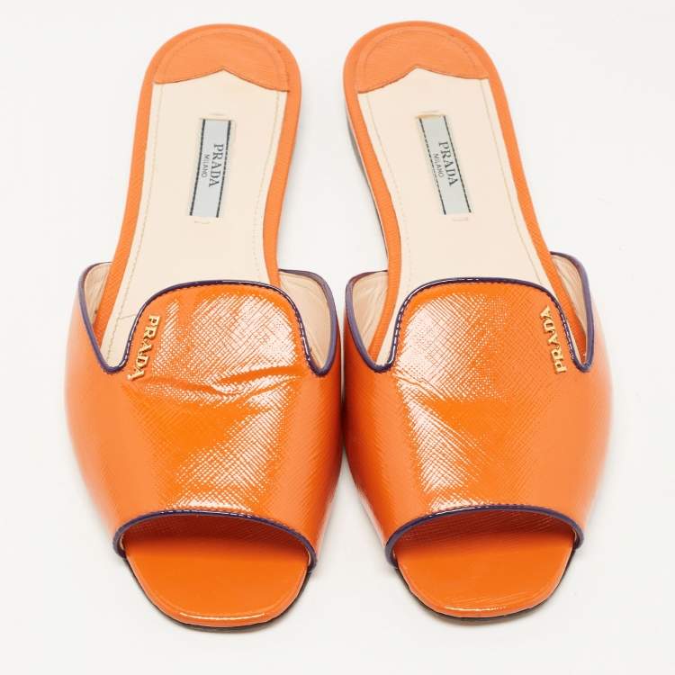 Pre Owned Prada Orange Patent Leather Flat Slides Size 38.5