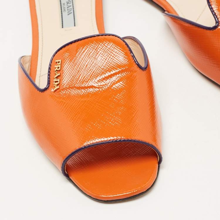 Pre Owned Prada Orange Patent Leather Flat Slides Size 38.5