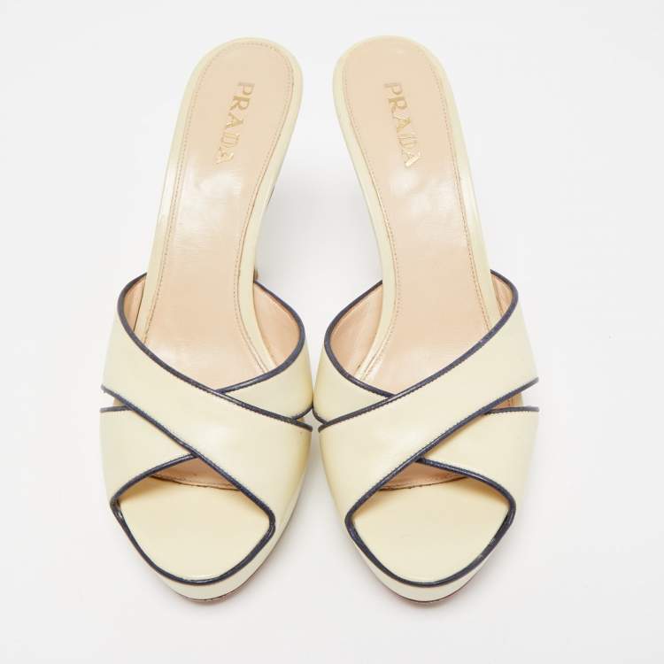 Pre Owned Prada Cream/Navy Blue Leather Cross Strap Slide Sandals Size 39