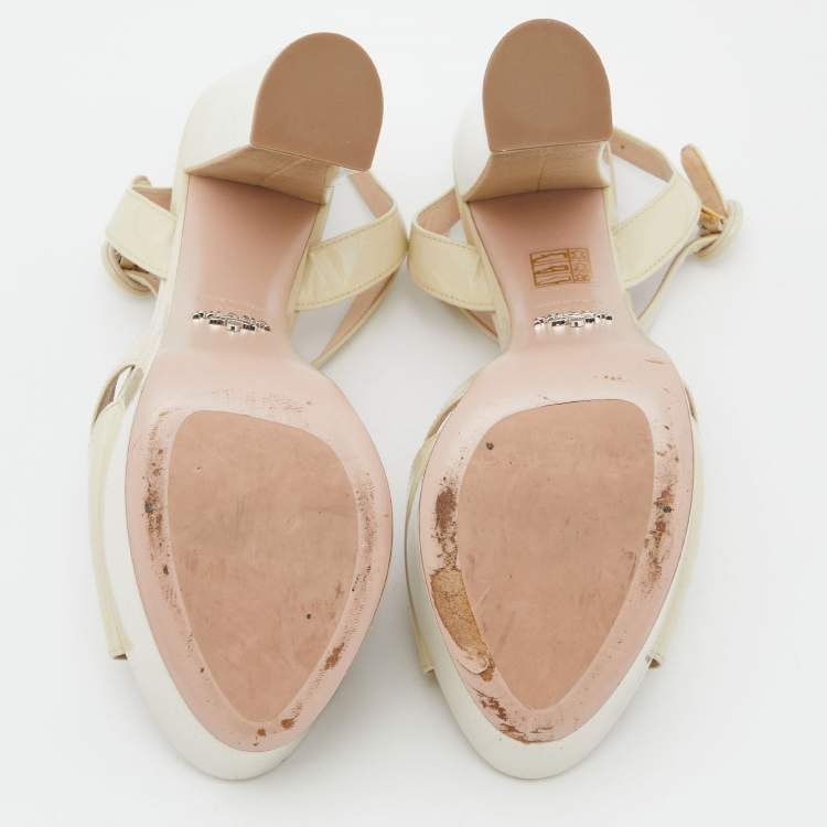 Pre Owned Prada Off White Patent Leather Ankle Strap Block Heel Platform Sandals Size 38.5
