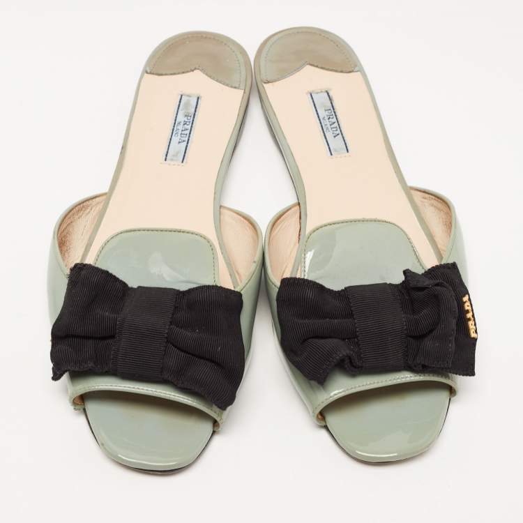 Pre Owned Prada Green Patent Leather and Canvas Bow Flat Slides Size 41