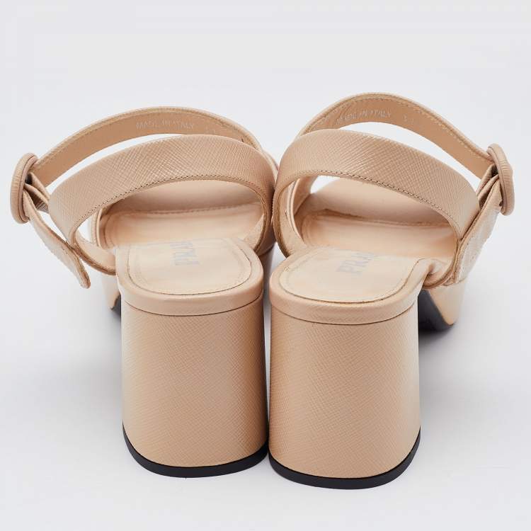 Pre Owned Prada Beige Patent Leather Criss Cross Ankle Strap Block Heel Platform Sandals Size 37.5