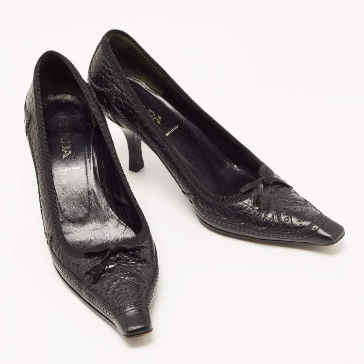 Pre Owned Prada Black Brogue Leather Bow Pointed Toe Pumps Size 36