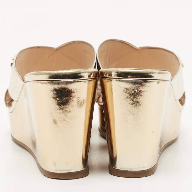 Pre Owned Prada Gold Foil Leather Criss Cross Wedge Platform Slides Sandals Size 38