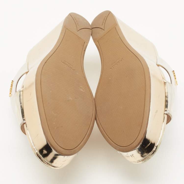 Pre Owned Prada Gold Foil Leather Criss Cross Wedge Platform Slides Sandals Size 38