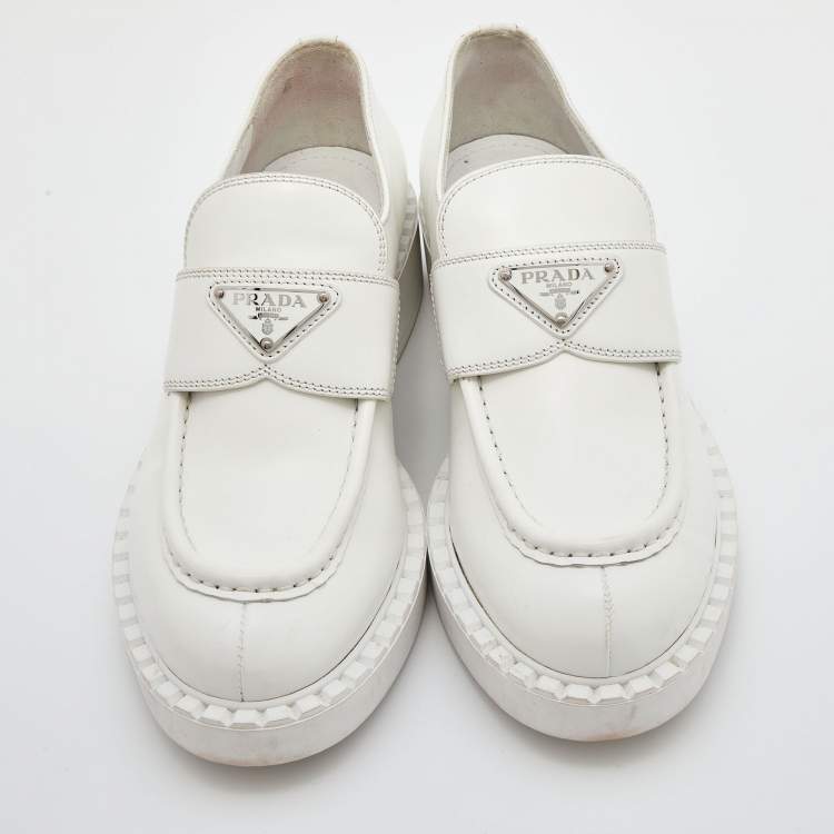 Pre Owned Prada White Leather Slip On Loafers Size 37.5