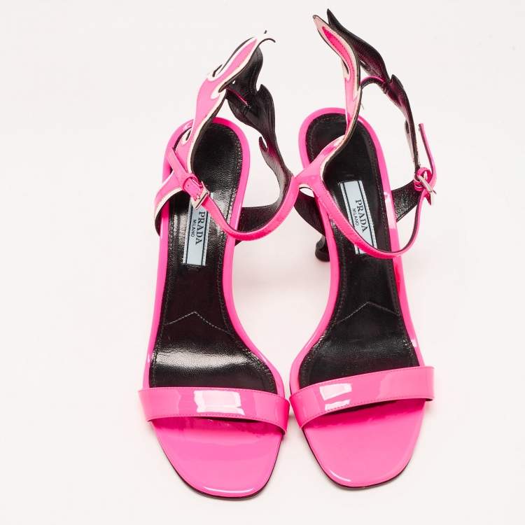 Pre Owned Prada Pink/Black Patent and Leather Flame Sandals Size 36.5