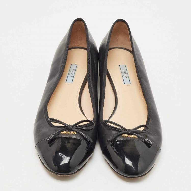 Pre Owned Prada Black Leather and Patent Cap Toe Bow Ballet Flats Size 42