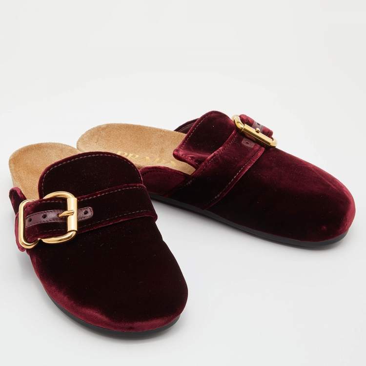 Pre Owned Prada Burgundy Velvet Flat Mules Size 38