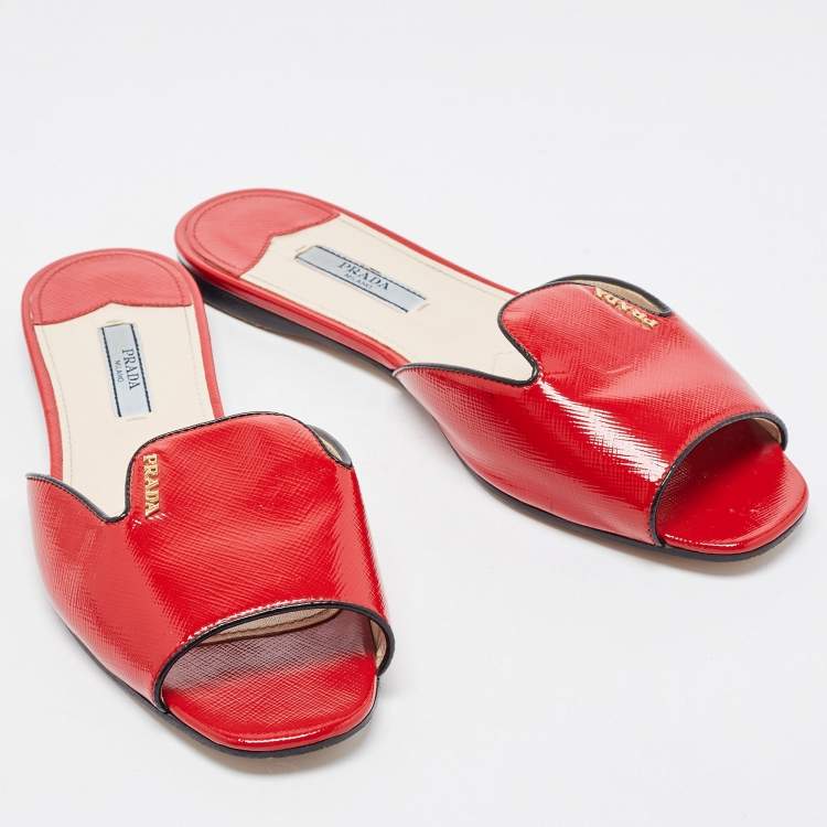 Pre Owned Prada Red Vernice Saffiano Leather Flat Slides Size 36.5