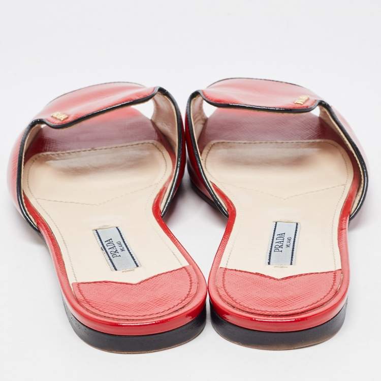 Pre Owned Prada Red Vernice Saffiano Leather Flat Slides Size 36.5